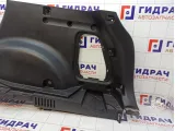 Обшивка багажника правая Toyota RAV4 (XA40) 64730-42091-C0