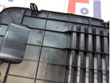 Обшивка багажника правая Toyota RAV4 (XA40) 64766-42030-C0