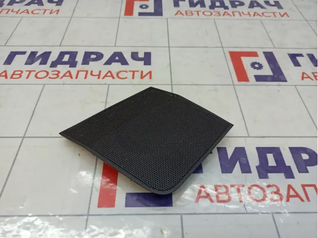 Решетка динамика правая Toyota RAV4 (XA40) 55525-42010-C0