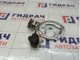 Лючок бензобака Toyota RAV4 (XA40) 77350-42090