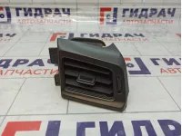 Дефлектор воздушный правый Toyota RAV4 (XA40) 55680-42030