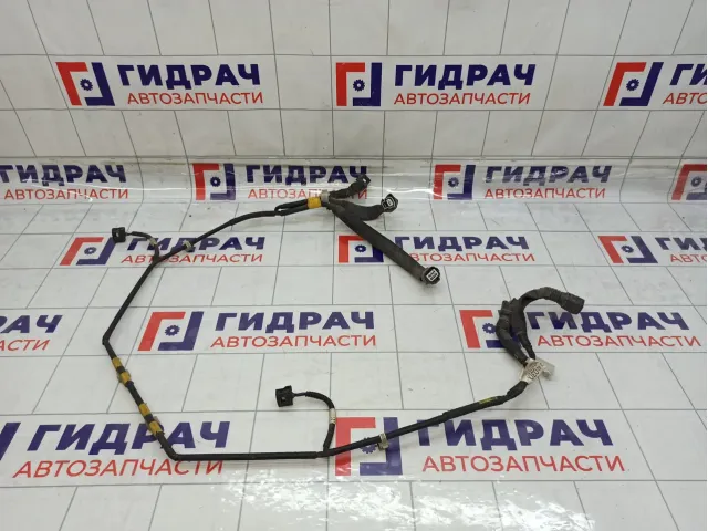Проводка заднего бампера Toyota RAV4 (XA40) 82182-42030