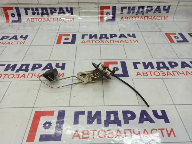 Датчик уровня топлива Toyota RAV4 (XA40) 83320-49205