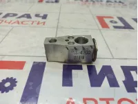 Клапан кондиционера Toyota RAV4 (XA40) 88515-12100