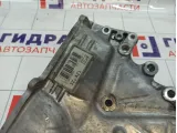 Крышка двигателя передняя Toyota RAV4 (XA40) 11310-37032