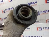 Горловина топливного бака Toyota RAV4 (XA40) 77201-42220
