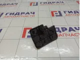 Брызговик задний правый Toyota RAV4 (XA40) 65631-42020