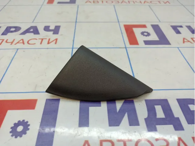 Крышка зеркала внутренняя левая Toyota RAV4 (XA30) 67492-42050