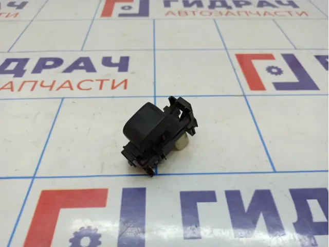 Кнопка стеклоподъемника Toyota RAV4 (XA30) 84810-52030