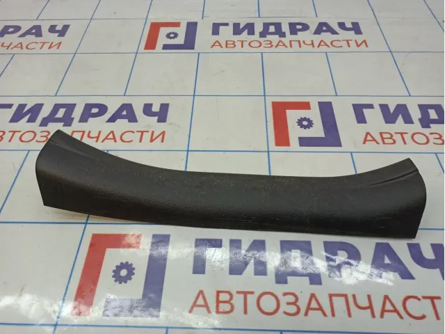 Накладка порога (внутренняя) задняя левая Toyota RAV4 (XA30) 67918-42050-B0