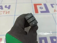 Кнопка обогрева сидений Toyota RAV4 (XA30) 84751-42040