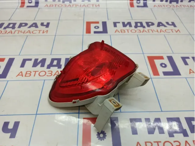 Фонарь задний в бампер левый Toyota RAV4 (XA30) 81456-42010
