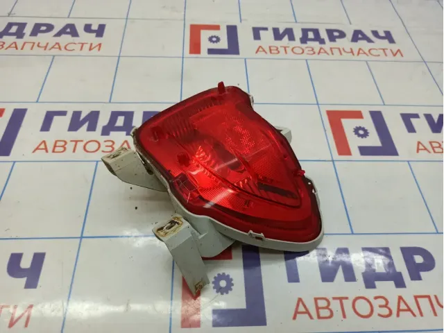 Фонарь задний в бампер правый Toyota RAV4 (XA30) 81457-42010