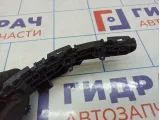 Направляющая заднего бампера левая Toyota RAV4 (XA30) 52563-42010