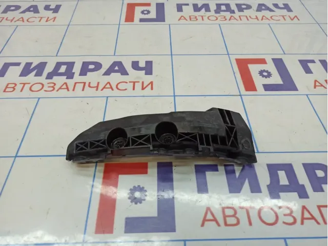 Направляющая заднего бампера правая Toyota RAV4 (XA30) 52562-42030
