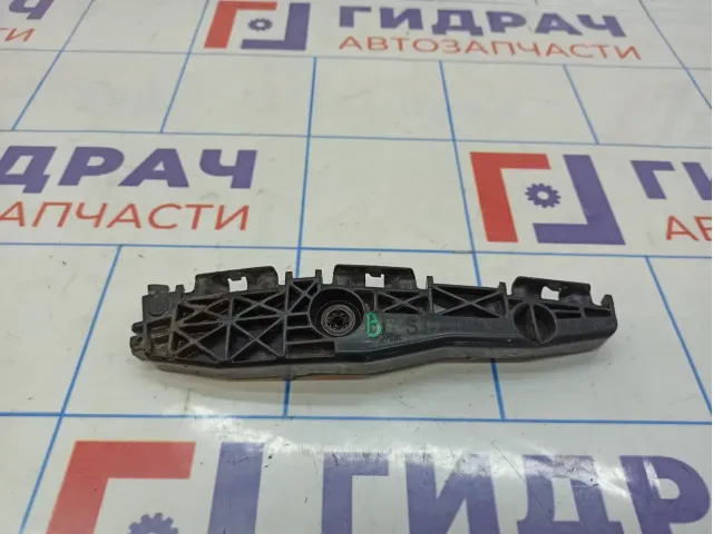 Кронштейн заднего бампера левый Toyota RAV4 (XA30) 52156-42030