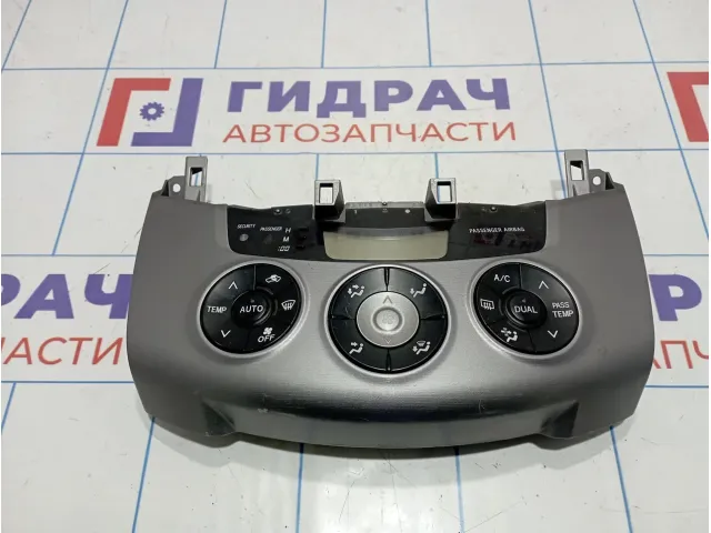 Блок управления климатической установкой Toyota RAV4 (XA30) 55900-42240