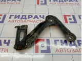 Кронштейн передней балки левый Toyota RAV4 (XA30) 52258-42010