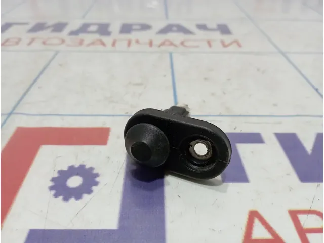 Выключатель концевой Toyota RAV4 (XA30) 84231-60070