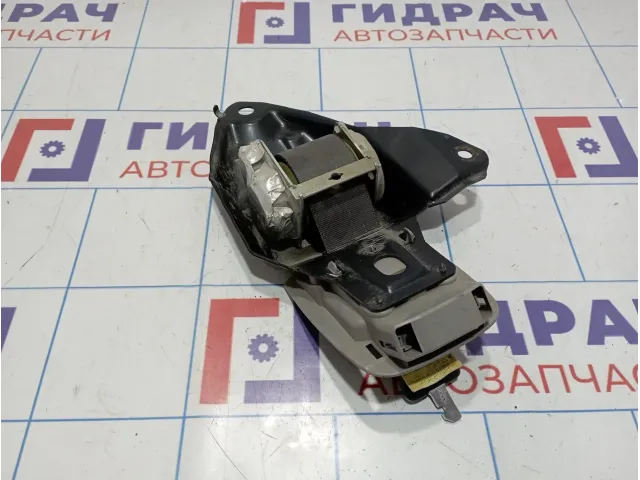 Ремень безопасности задний центральный Toyota RAV4 (XA30) 73320-42040