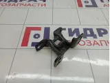Петля двери багажника Toyota RAV4 (XA30) 68801-42050