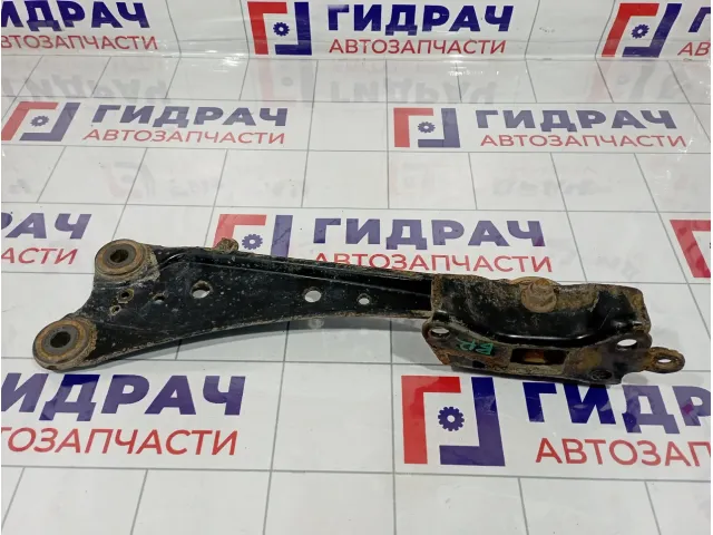 Рычаг задний продольный правый Toyota RAV4 (XA30) 48760-42010