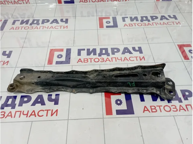 Балка передняя продольная левая Toyota RAV4 (XA30) 51108-42010