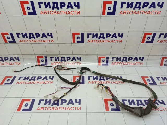 Проводка двери передней левой Toyota RAV4 (XA30) 82152-42780