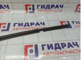 Накладка стекла заднего правого Toyota RAV4 (XA30) 75730-42030