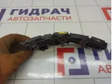 Направляющая заднего бампера левая Toyota RAV4 (XA30) 52563-42011