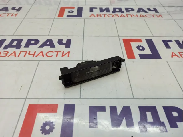 Фонарь подсветки номера Toyota RAV4 (XA30) 81270-42081