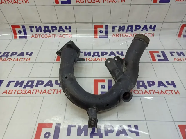 Патрубок воздушного фильтра Toyota RAV4 (XA30) 17751-28060