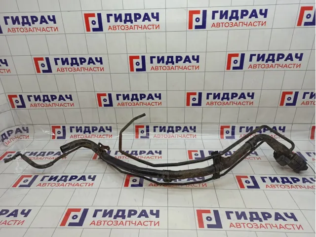 Горловина топливного бака Toyota RAV4 (XA30) 77201-42181