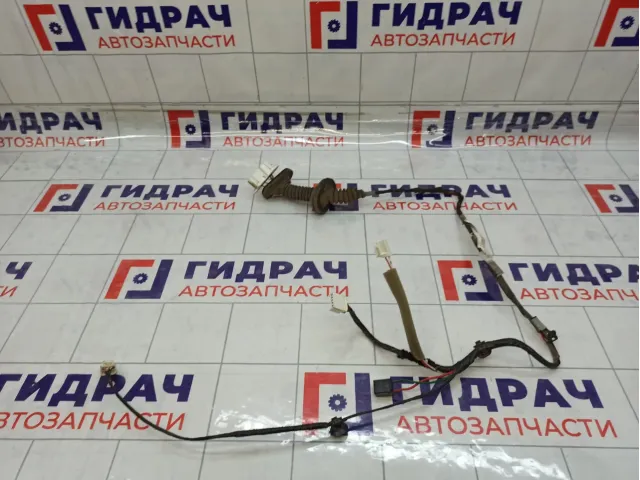 Проводка двери задней левой Toyota RAV4 (XA30) 82153-42100