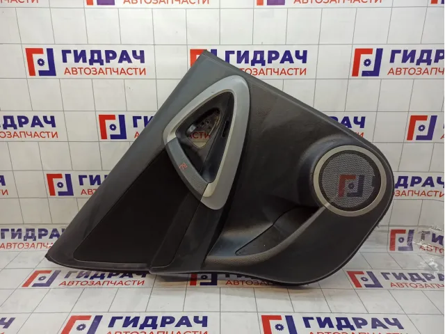 Обшивка двери задней левой Toyota RAV4 (XA30) 67640-42330-B0