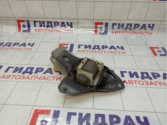 Ремень безопасности задний центральный Toyota RAV4 (XA30) 73320-42040-B1