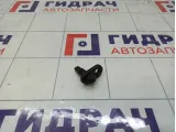 Выключатель концевой Toyota RAV4 (XA30) 84231-02110