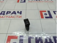 Кнопка обогрева сидений Toyota RAV4 (XA30) 84751-42040