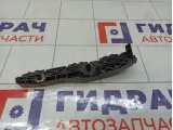 Кронштейн заднего бампера левый Toyota RAV4 (XA30) 52156-42031