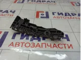 Направляющая заднего бампера правая Toyota RAV4 (XA30) 52562-42031