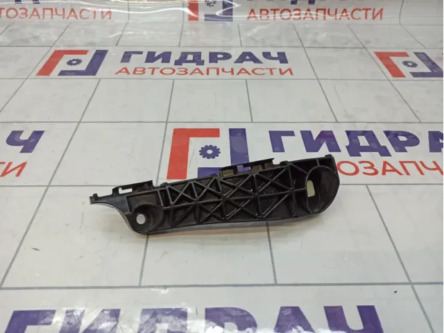 Кронштейн переднего бампера левый Toyota RAV4 (XA30) 52536-42021