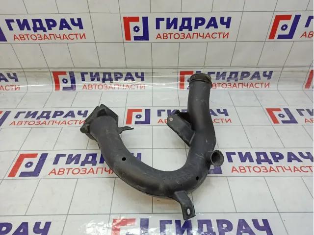 Патрубок воздушного фильтра Toyota RAV4 (XA30) 17751-28060