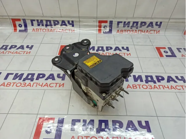 Блок ABS (насос) Toyota RAV4 (XA30) 44050-42270