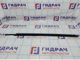 Накладка стекла переднего правого Toyota Tundra (XK50) 68160-0C020