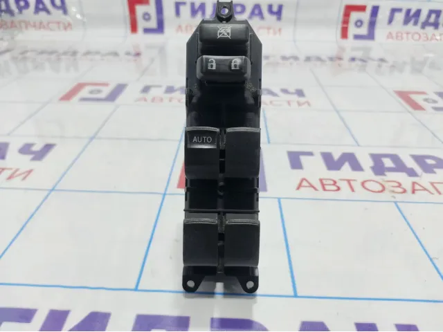 Блок управления стеклоподъемниками Toyota Tundra (XK50) 84820-0C020