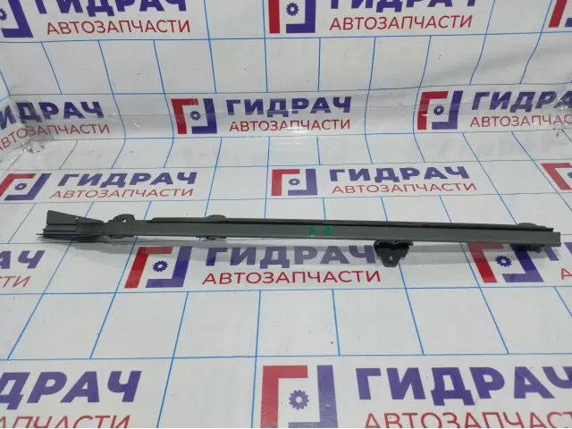Направляющая стекла двери задней правой Toyota Tundra (XK50) 67407-0C020