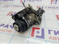 Корпус масляного фильтра Toyota Tundra (XK50) 15670-38010