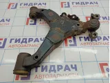 Рычаг передний нижний правый Toyota Tundra (XK50) 48068-09100