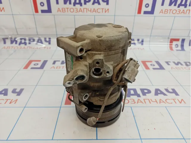 Компрессор системы кондиционирования Toyota Tundra (XK50) 88320-0C130