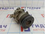 Компрессор системы кондиционирования Toyota Tundra (XK50) 88320-0C130